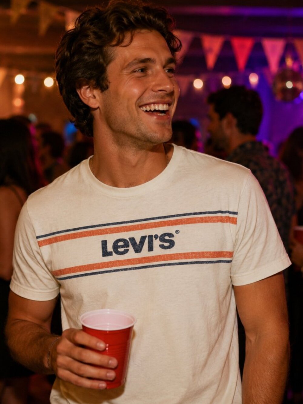 Vintage Large Levis White Logo Shirt Crew Neck Short Sleeve Men's Women's Unisex